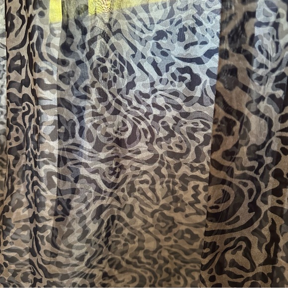 Ali Golden Print Dress - Picture 3 of 5